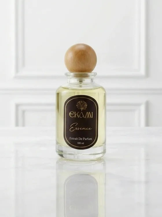 Essence by Ekami France